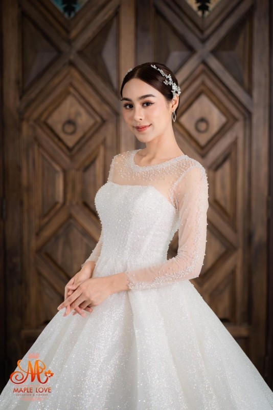 Wedding photo of ถ่ายแบบ and พีพี ปุญญ์ปรีดี คุ้มพร้อม รอดสวาสดิ์